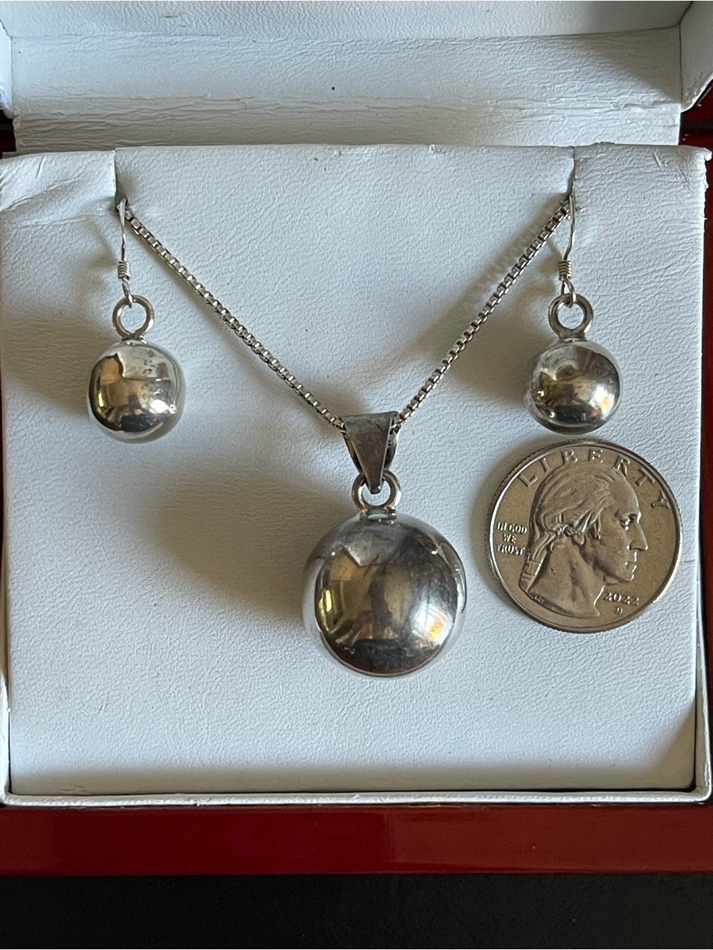 925 Sterling Silver Polished Ball Pendant Necklace and Earrings Set - Picture 3 of 11